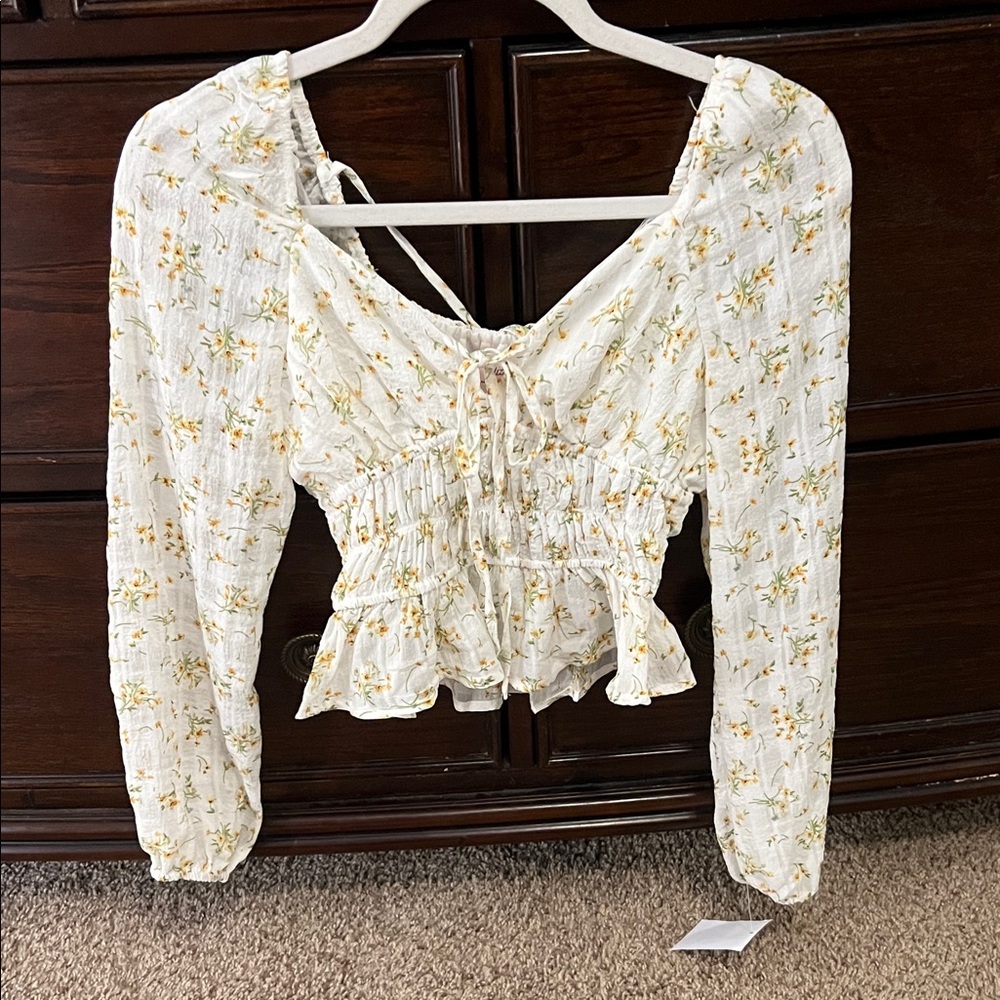 Floral Smocked Women's Top - Cream